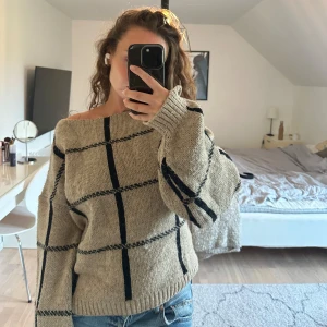 Stickad tröja - NA-KD 