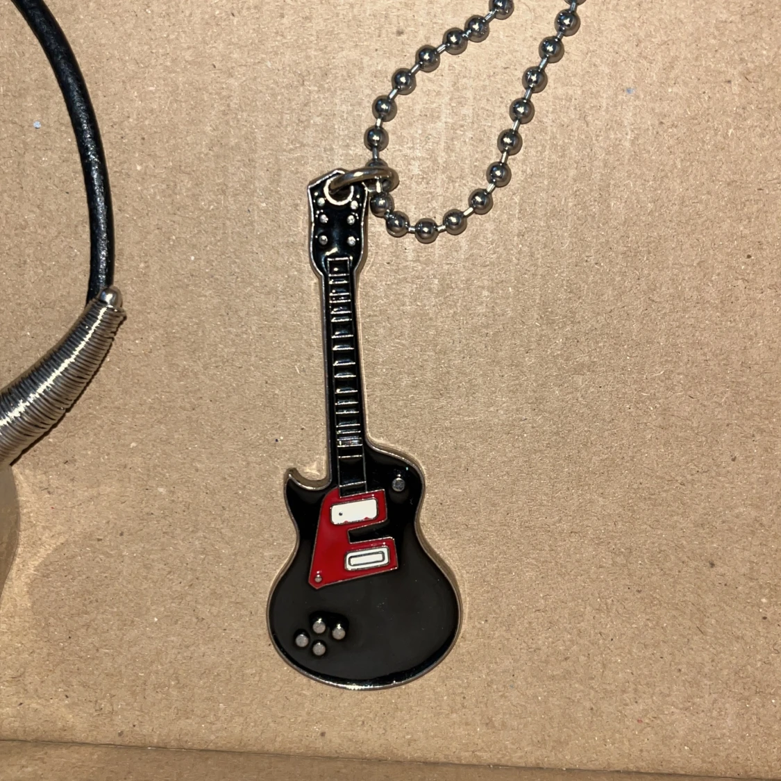 Smyckeset med armband och två halsband - 91