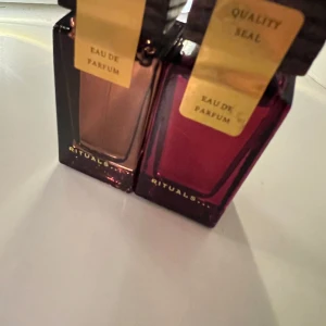 2st rituals parfymer - Säljer dessa två rituals parfymer då jag har jätte många andra, tveka inte att skriva.