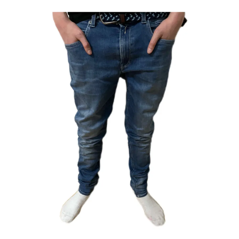 Säljer ett par feta Replay jeans för bra pris, skick 9,5/10. Jeans & Byxor.