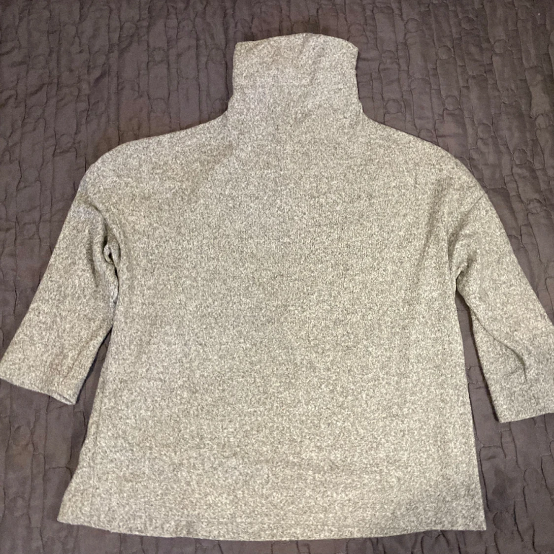 Grå Stradivarius tröja