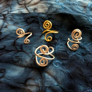 Ringar  - Ringar i olika modeller och storlekar!🥰 pris varierar beroende på modell, går även att komma med önskemål på beställning 