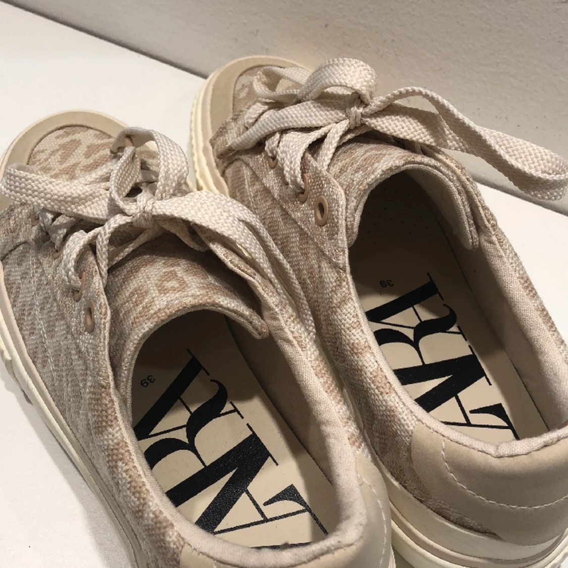 Beiga sneakers leopard print - 91