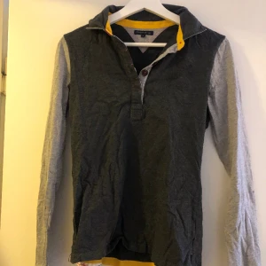 Tommy tröja - Tommy hilfiger tröja, storlek xs