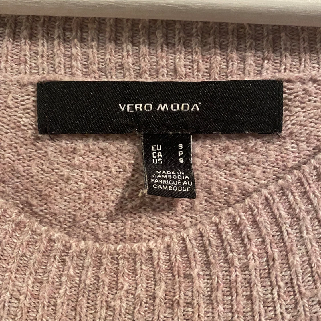 Stickad tröja  - 91