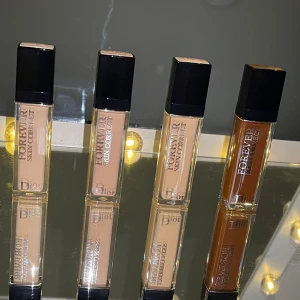 Dior concealer  - Dior concealer. Oöppnad testar en för 299kr och alla för 800kr k