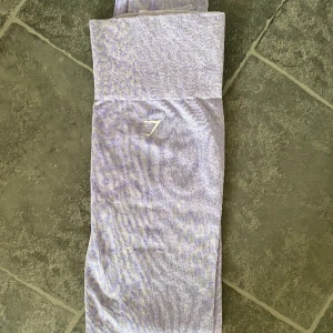 Gymshark tights - Gymshark seamsless tights STRL XS! Använda ~5 gånger så i väldigt bra skick :)