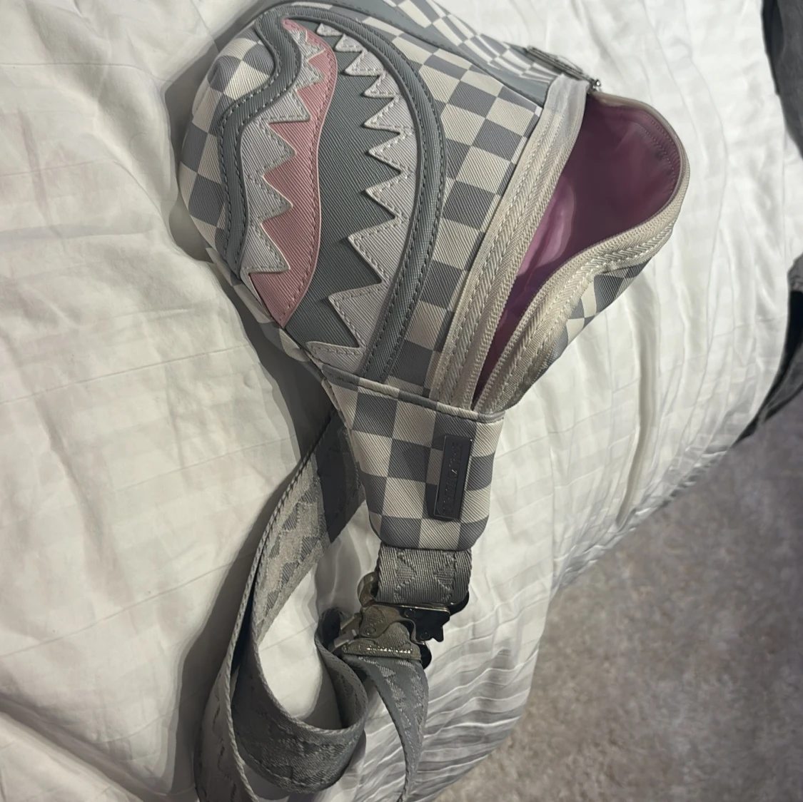 Sprayground väska, köpt i marbella, använd mindre än 5 ggr - 91