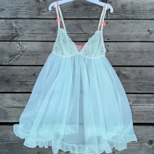 Victoria secret nattlinne - Säljer detta så gulliga nattlinnet från Victoria secret i storlek S!💖💖