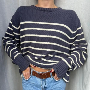 Stickad tröja!  - Klicka ej på köp nu! 🌸🥂