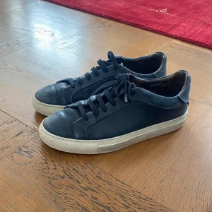 Massimo Dutti Skor - Nypris: Ca 1600 kr Bra skick! Storlek: 40