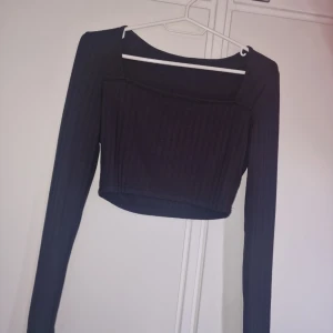 Långärmad topp - Super fin, använd fåtal gånger