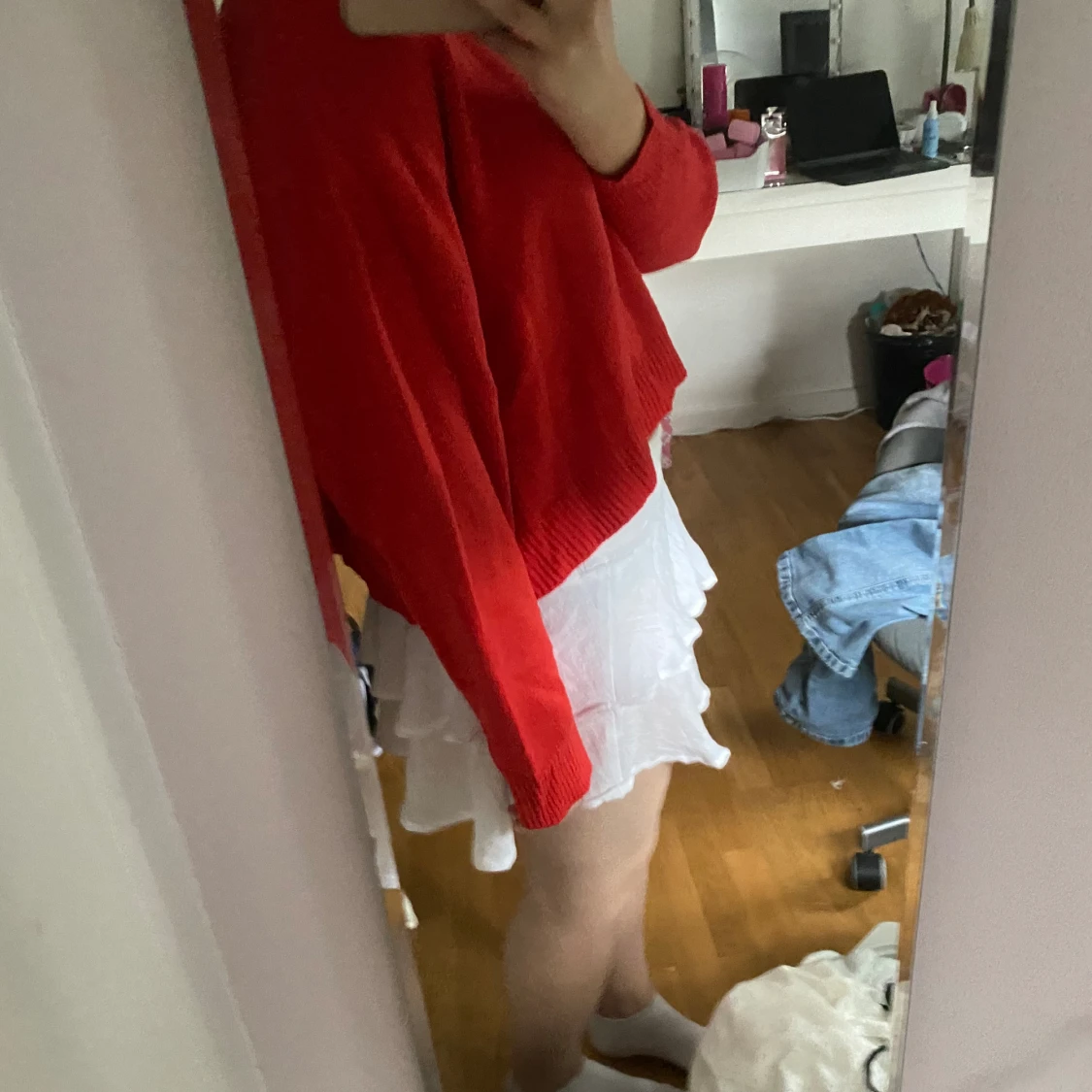 Röd stickad tröja - 90