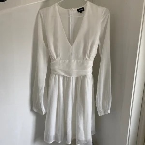 Studentklänning - Fin studentklänning! Nypris 699kr🫶🏼