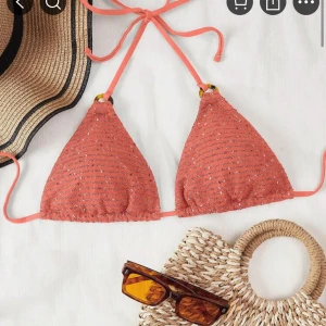 Bikini - Bikini som aldrig är använd 🧡 Köp båda delar = 89kr Underdel = 50kr Överdel = 50kr 