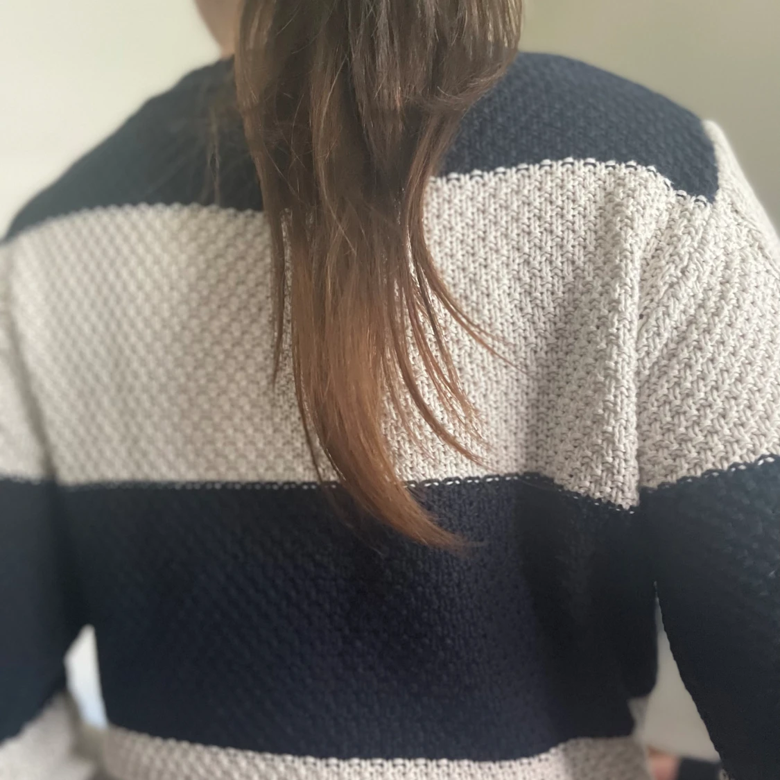 Randig stickad tröja  - 90