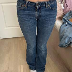 Skitsnygga lågmidjade levis jeans