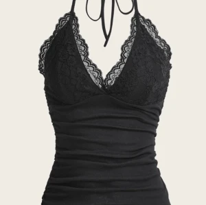 Linne  - jättefint bekvämt linne från Shein som är använd endast 1 gång. perfekt till sommaren