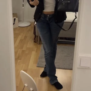Ltb jeans  - Ltb jeans, inga tecken på användning❤️ lånad bild så kom privat för egna bilder 