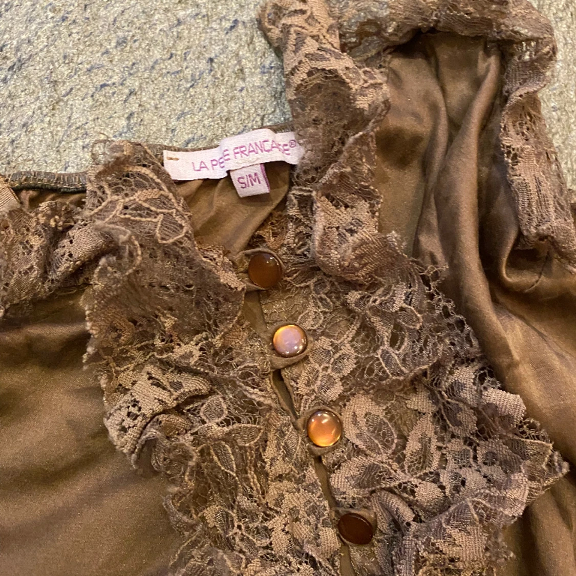 Vintage linne med krås - 91