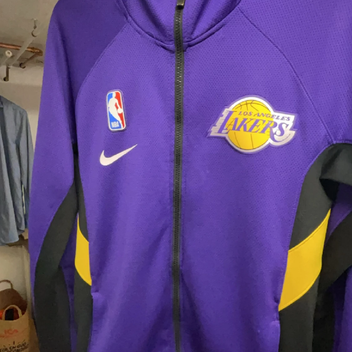 NBA Lakers ThermaFit Jacket