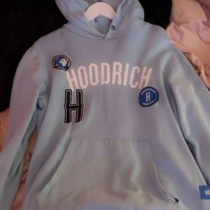 Hoodrich hoodie i storlek L 