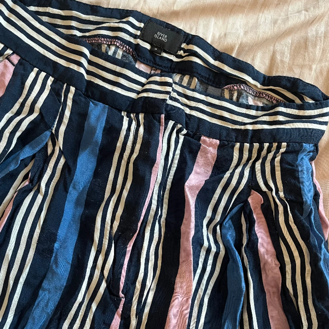 Randiga kostymbyxor  - 91