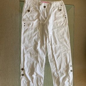 Parachute linne byxor - Superfina vita parachute byxor i fint skick 