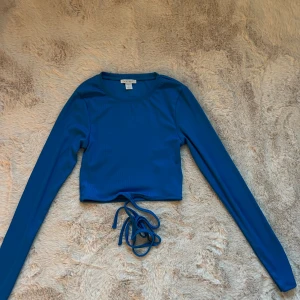 Tröja - En kroppad tröja