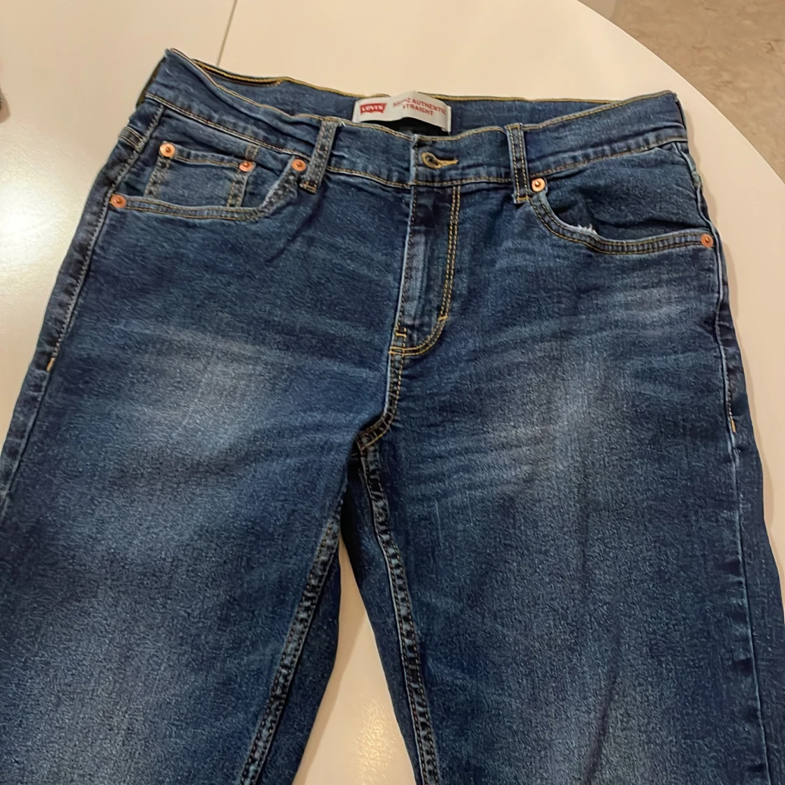 Levis Jeans - 90