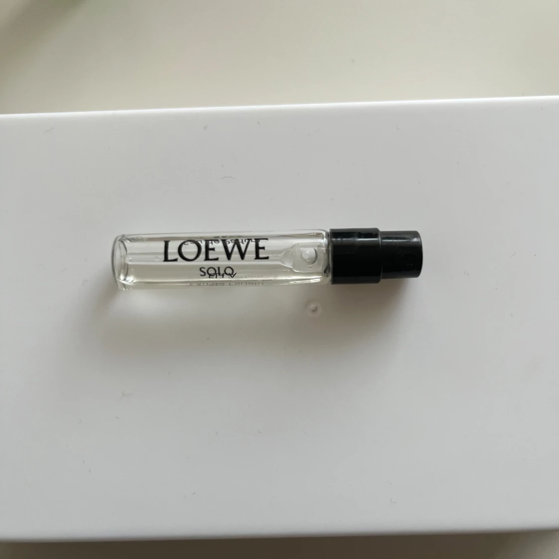 Parfym sample tester loewe