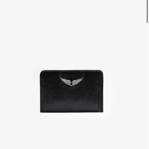 Superfin plånbok från zadig endast legat i min väska oanvänd! Inga defekter, nypris 740kr säljer för 500kr + frakt💗💗💗💗