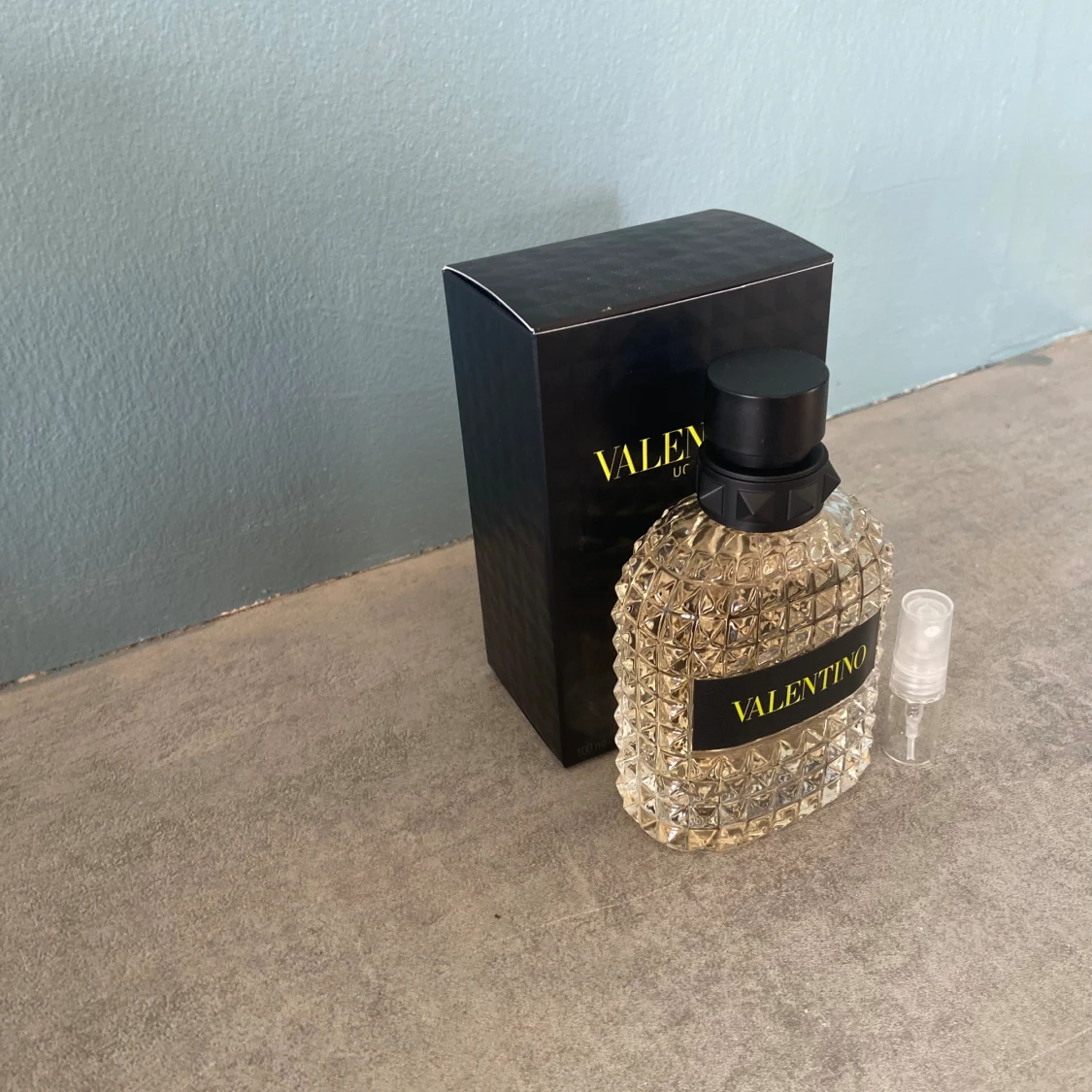 Valentino born in Roma yellow dream sample - 91