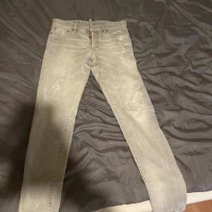 Dsq byxor  - Mycket bra skick på varan