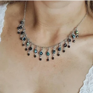 Halsband  - Halsband med pärlor 