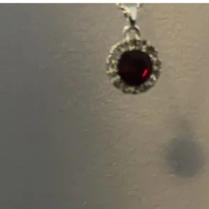 Superfint hallsband - Aldrig använt! Säljer för 100kr