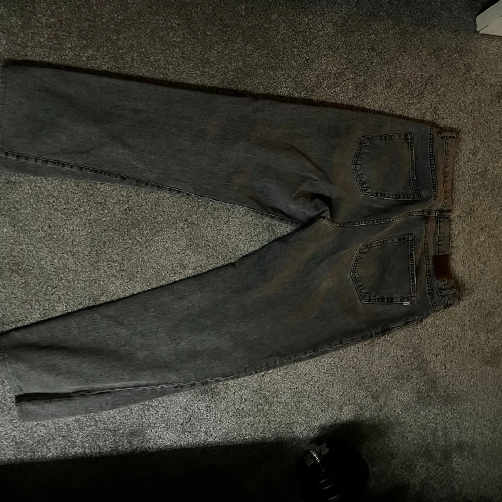 Riktigt snygga jeans från woodbird. Nypris 1200kr. Jeans & Byxor.