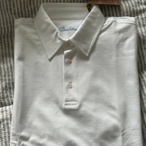 Stenströms piké  - Sjukt bra deal! Piken är i storlek L. Den är helt nyskick med tags på (aldrig ens testat den). Nypris 1300kr