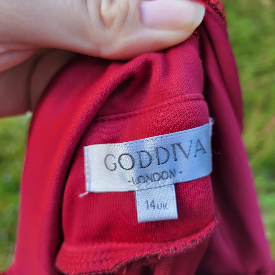 Dramatisk glittrig långklänning Goddiva/ Bubbleroom - 91