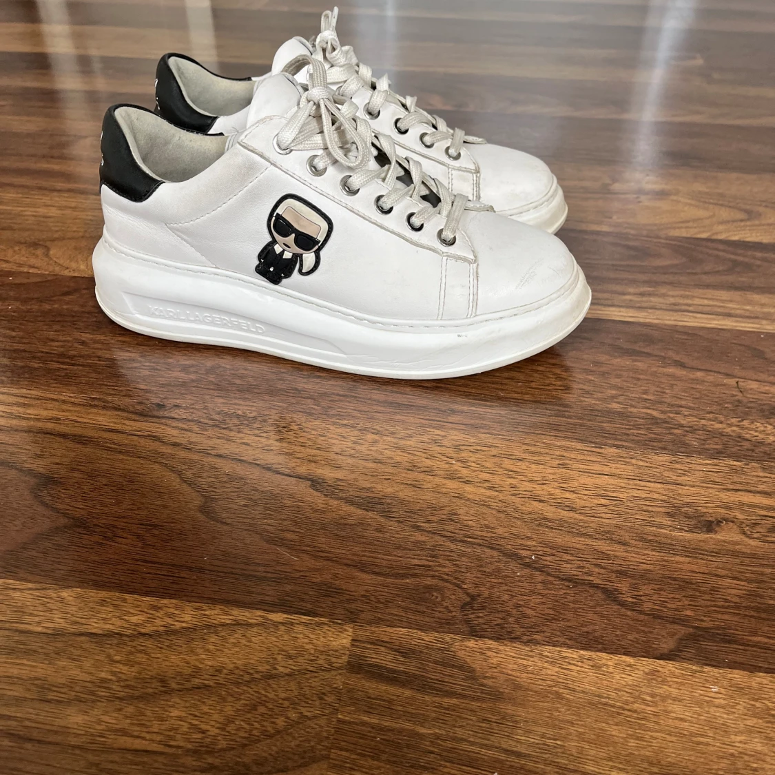 Karl Lagerfeld skor - 90