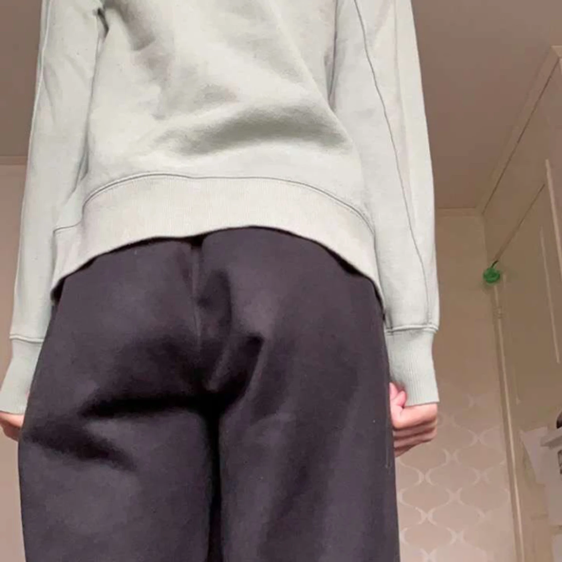 Mintgrön tjocktröja - 93