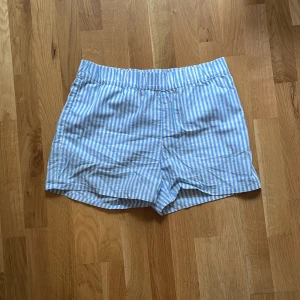 Pyjamasshorts - Shorts från HM. 
