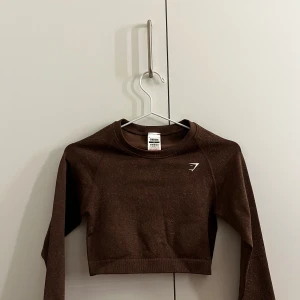 Gymshark träningstopp - Helt oanvänd långärmad träningstopp från Gymshark. Nyskick. Nypris 450kr🫶