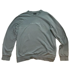 Stockholm Long Sleeve - Condition: 8/10