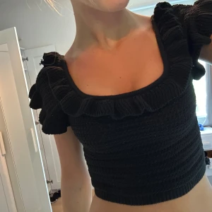 Sommartopp  - Såå söt men använder inte, går att ha både som på bilden och off shoulder
