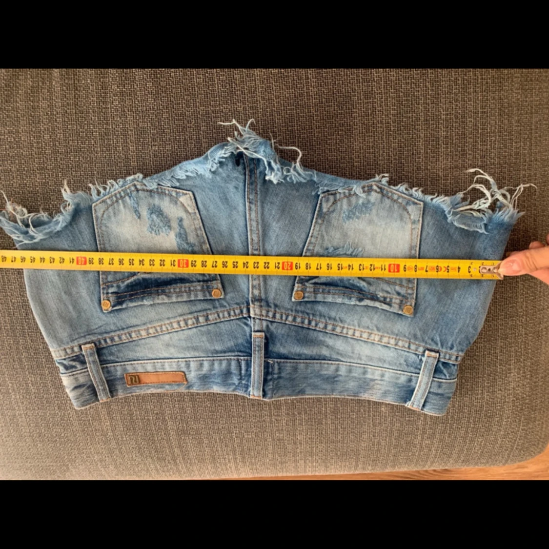 Lågmidjad jeansshorts - 91