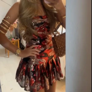 Camo klänning - Såå cool och snygg paljett-camo klänning. Storlek S