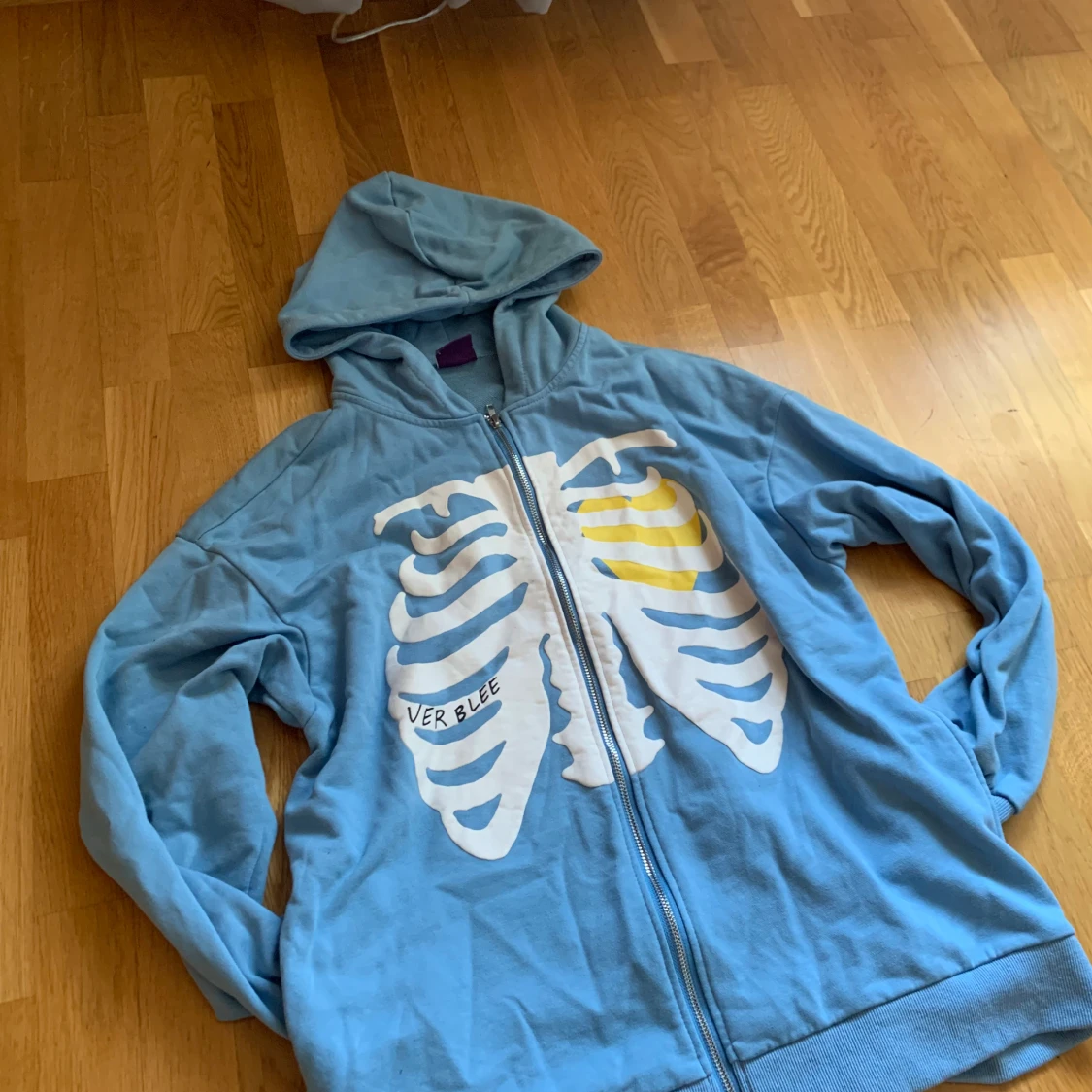 Verblee Skeleton zip