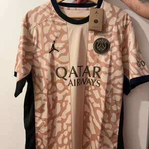 PSG JERSEY - Paris Saint-Germain Fjärdetröja Jordan x PSG 2024