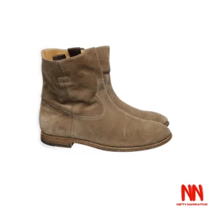 Paul Smith boots - Paul Smith boots. Storlek: 42.5. Skick: 7/10, varit väl omhändertagna men finns små skavanker. Observera nypris 5799 kr! Kontakta oss gärna vid frågor och kolla in vår sida för fler plagg!